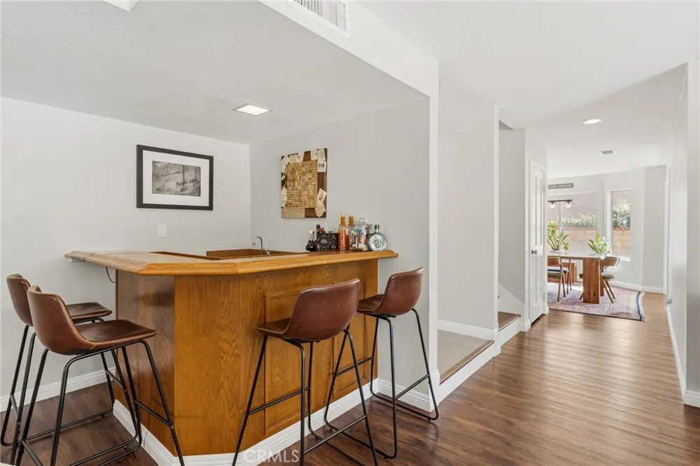 29534 Meadowmist Way Agoura Hills, CA 91301