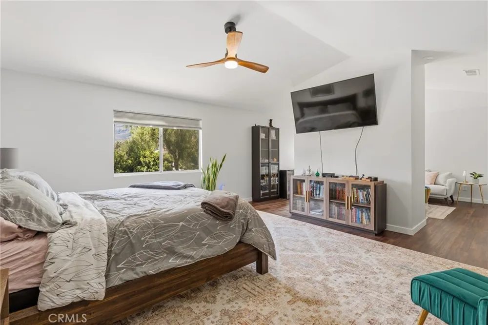 29534 Meadowmist Way Agoura Hills, CA 91301