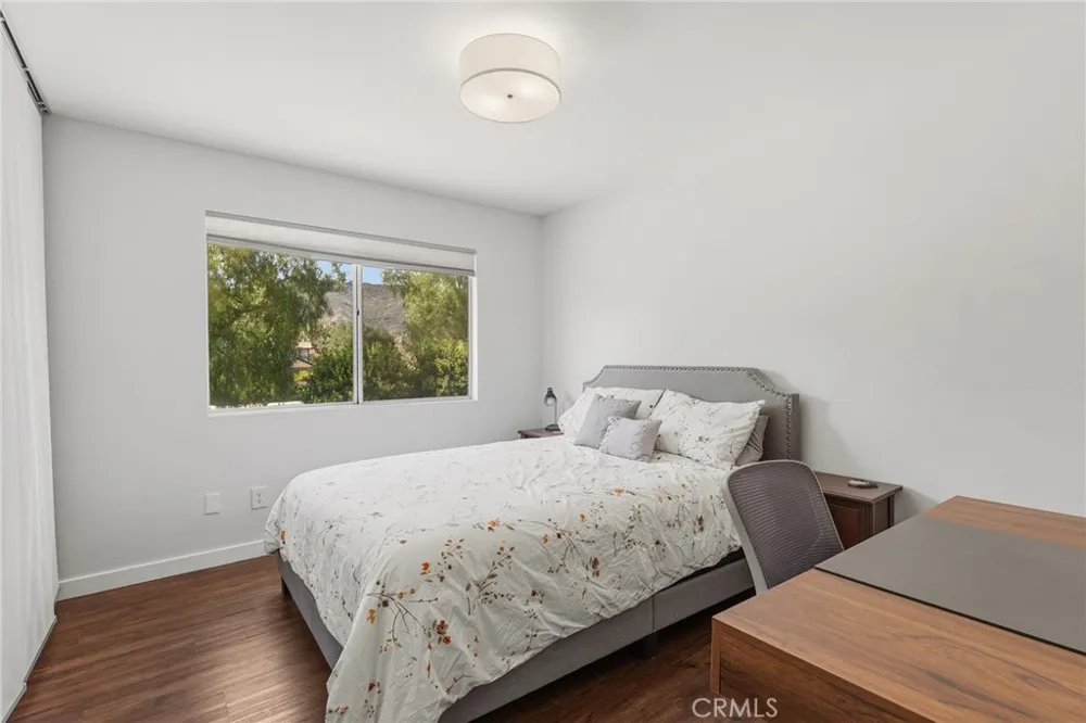 29534 Meadowmist Way Agoura Hills, CA 91301