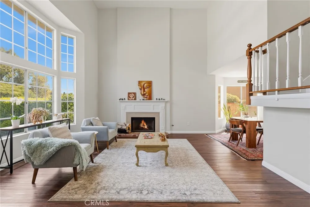 29534 Meadowmist Way Agoura Hills, CA 91301