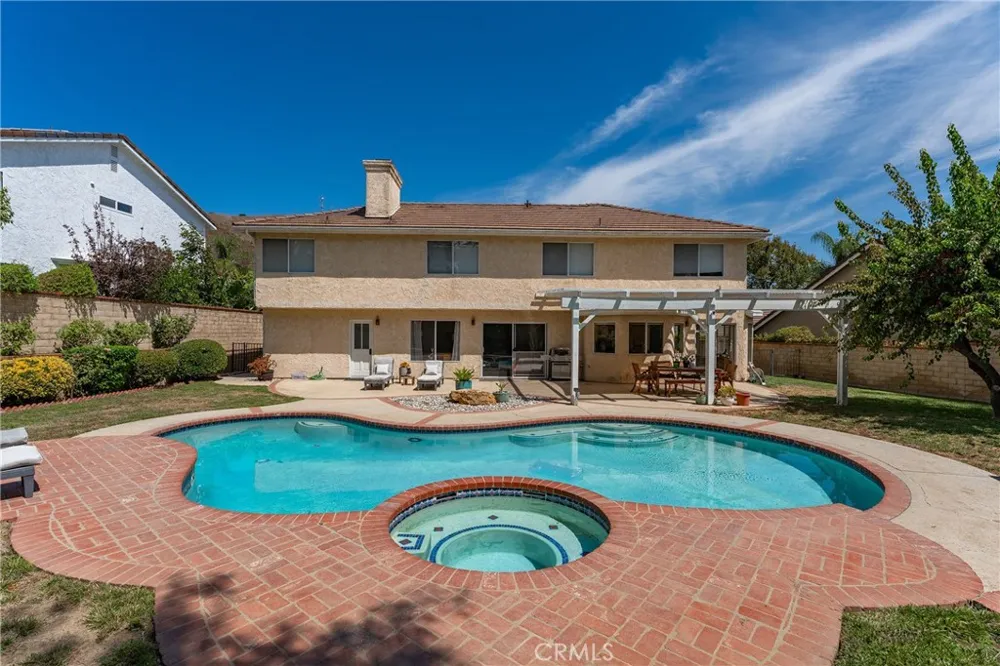 29534 Meadowmist Way Agoura Hills, CA 91301