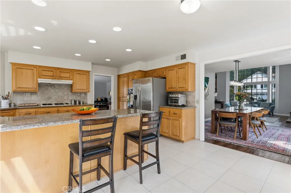 29534 Meadowmist Way Agoura Hills, CA 91301