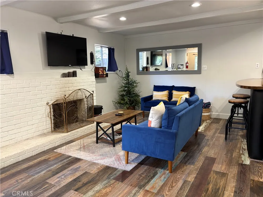 31771 Christmas Tree Lane Running Springs, CA 92382
