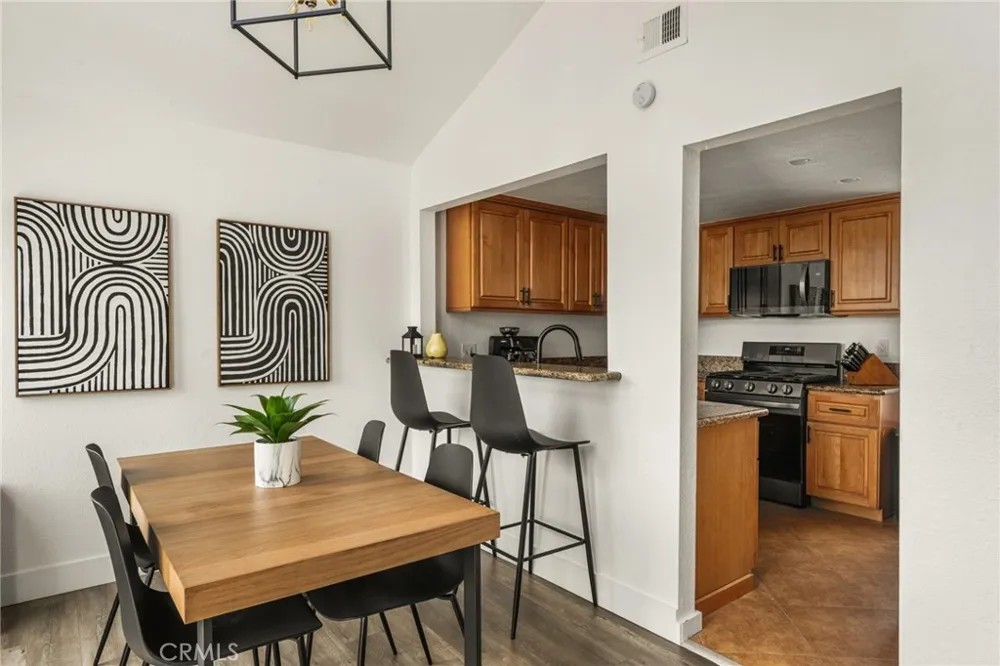 2041 Orchard Drive #17 Placentia, CA 92870