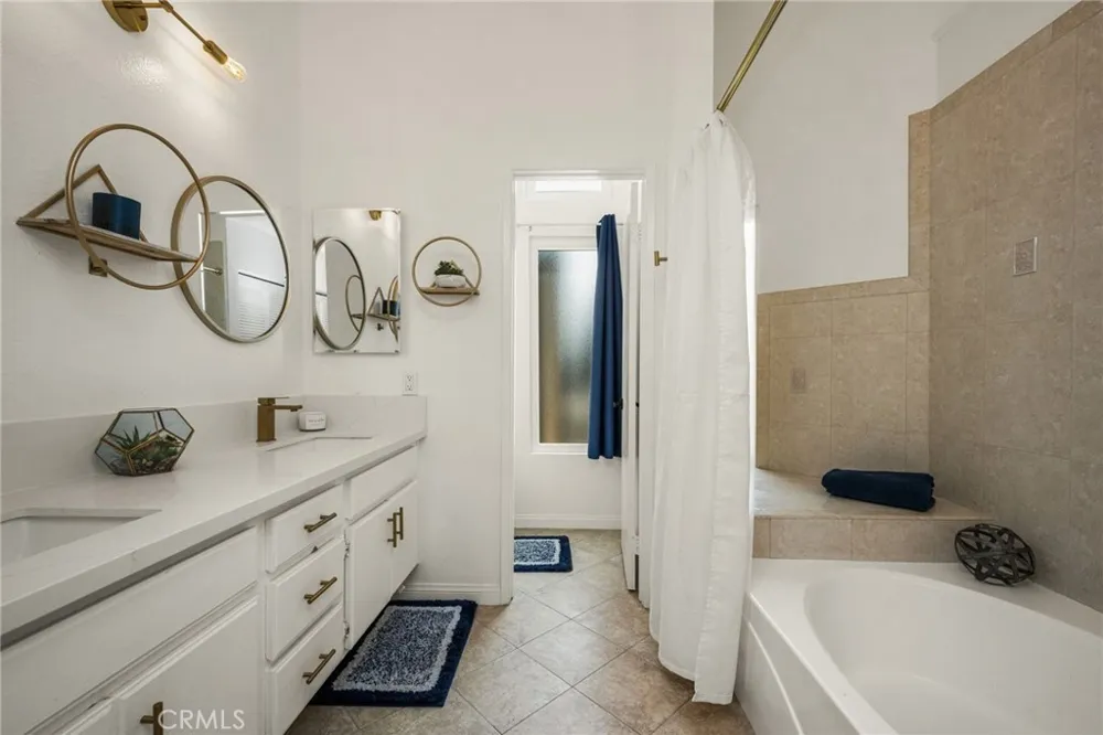 2041 Orchard Drive #17 Placentia, CA 92870