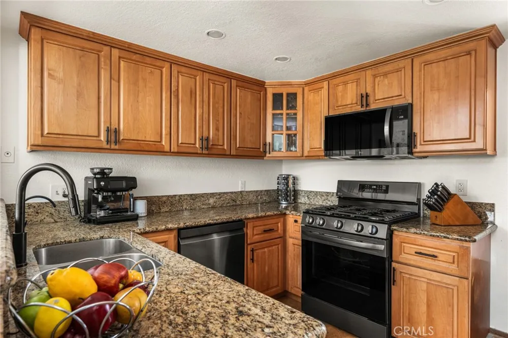 2041 Orchard Drive #17 Placentia, CA 92870