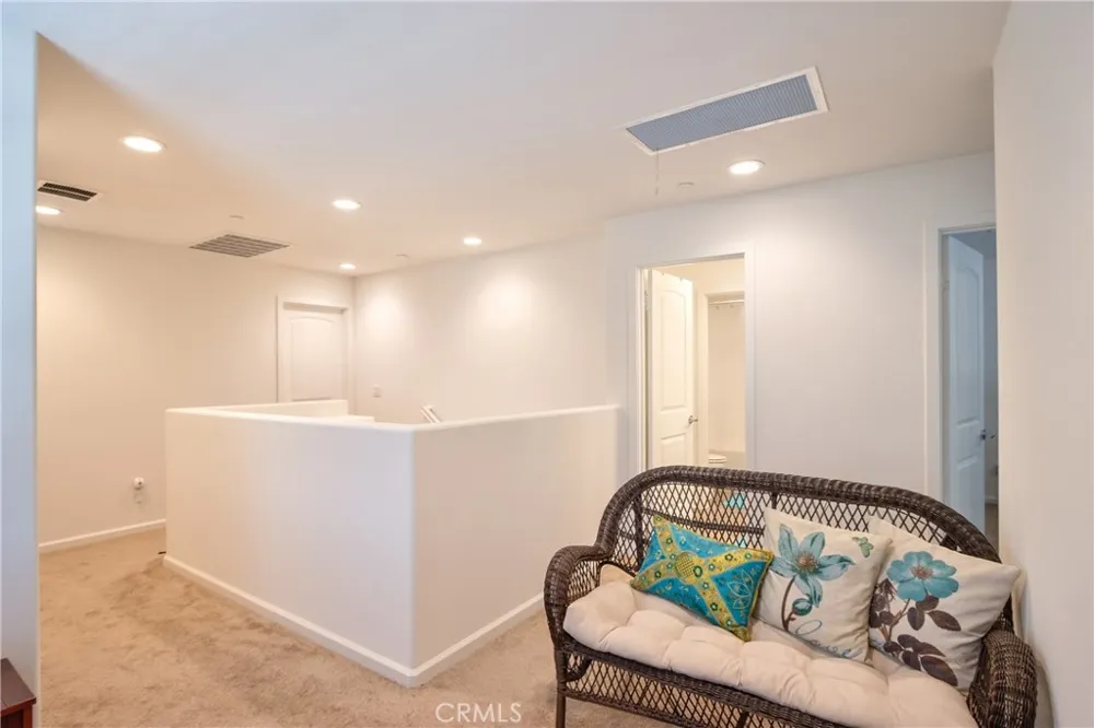41987 Isadora #1404 Murrieta, CA 92562