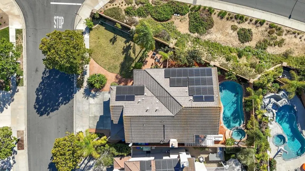 12204 Briar Knoll Way San Diego, CA 92128