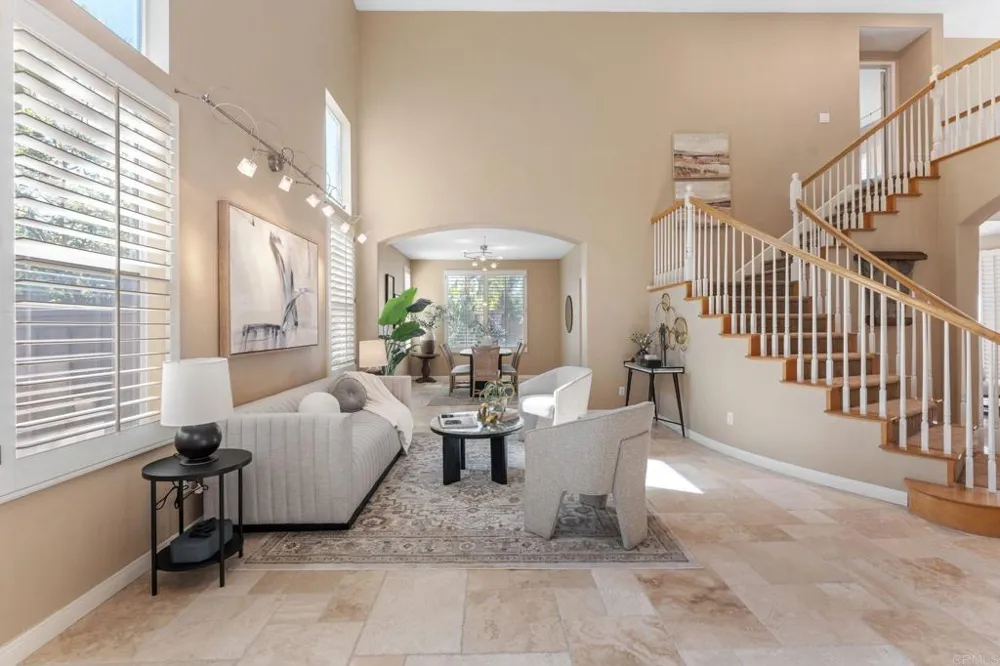 12204 Briar Knoll Way San Diego, CA 92128