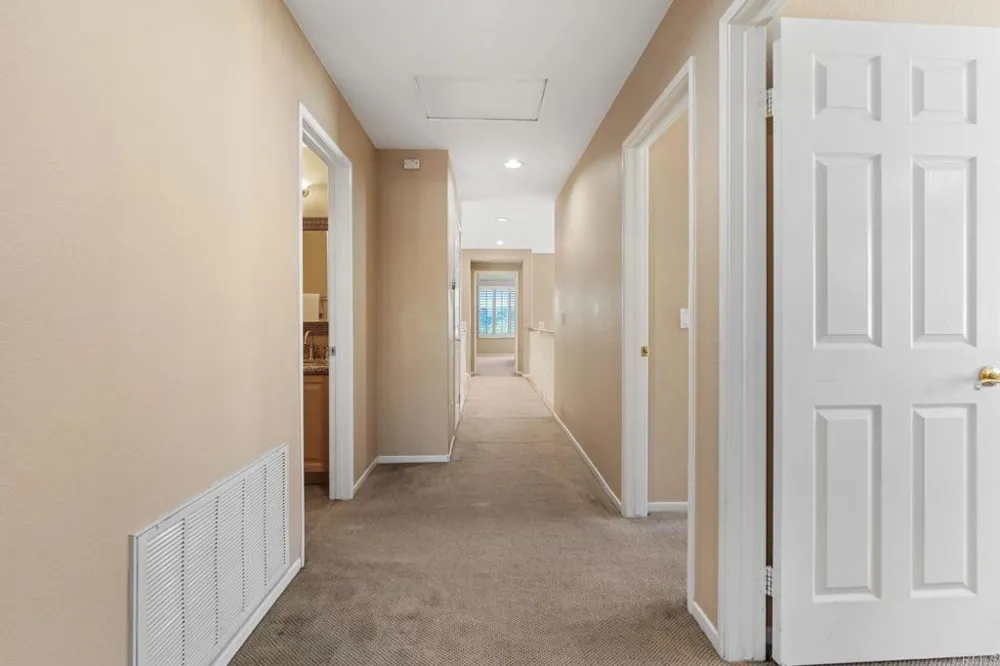 12204 Briar Knoll Way San Diego, CA 92128