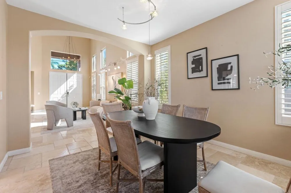 12204 Briar Knoll Way San Diego, CA 92128