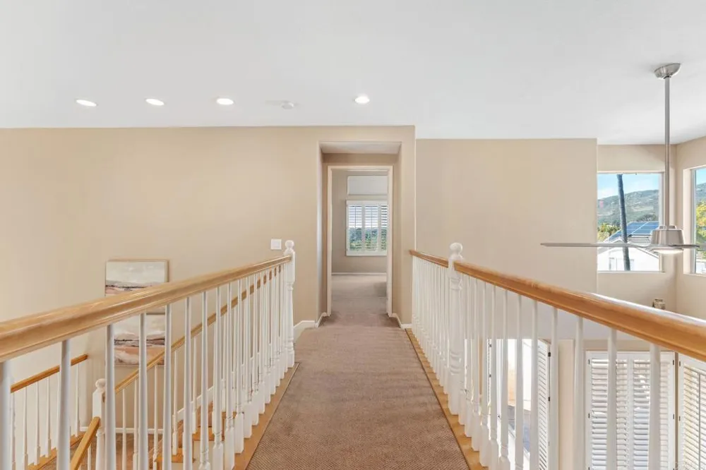 12204 Briar Knoll Way San Diego, CA 92128