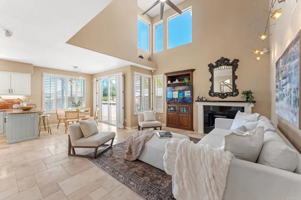 12204 Briar Knoll Way San Diego, CA 92128