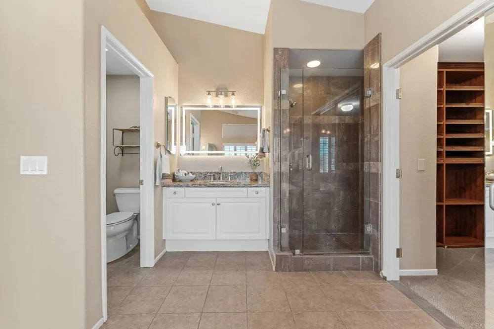 12204 Briar Knoll Way San Diego, CA 92128