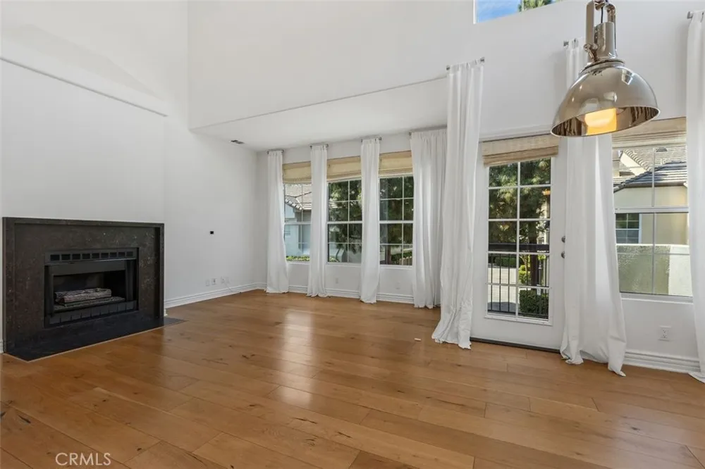 54 Anjou Newport Coast, CA 92657