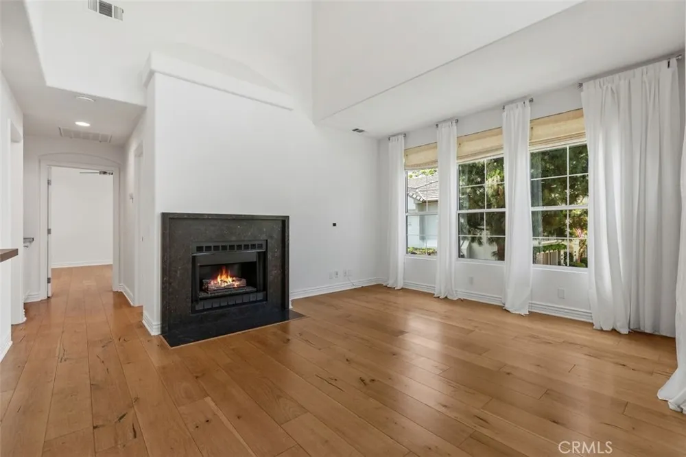 54 Anjou Newport Coast, CA 92657