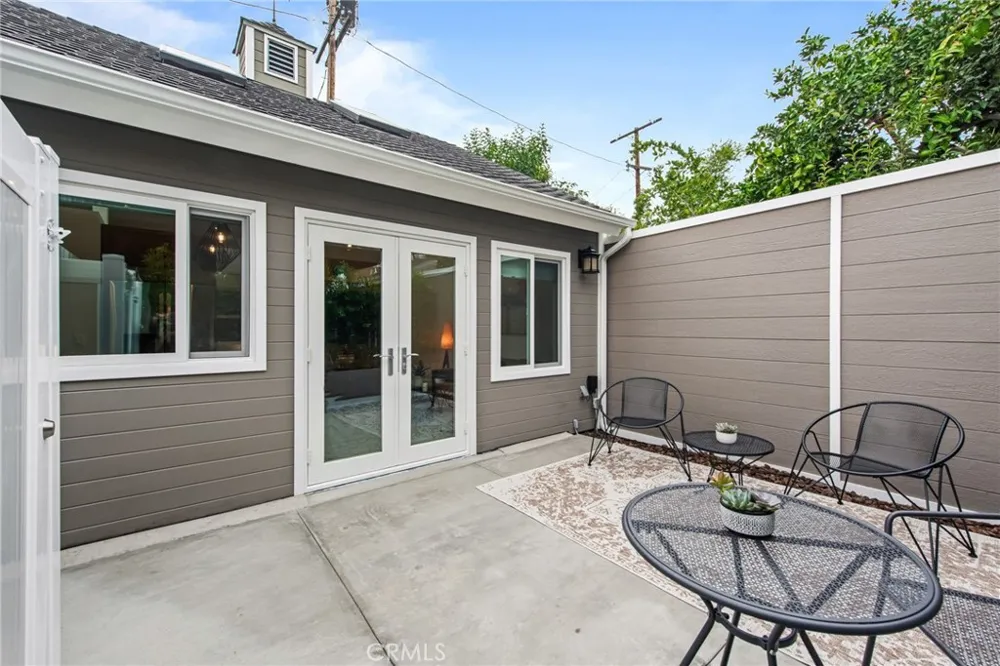 4323 Laurelgrove Avenue Studio City, CA 91604