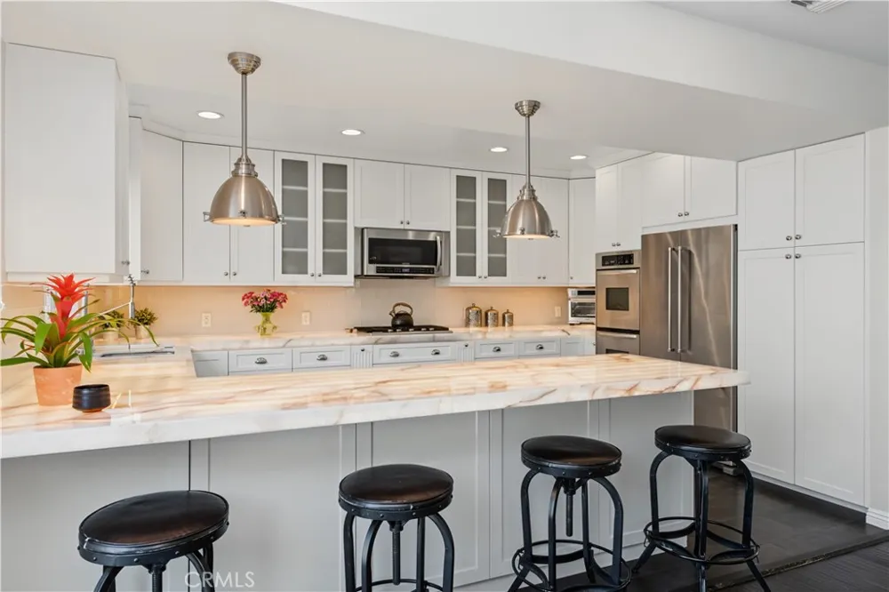 4323 Laurelgrove Avenue Studio City, CA 91604