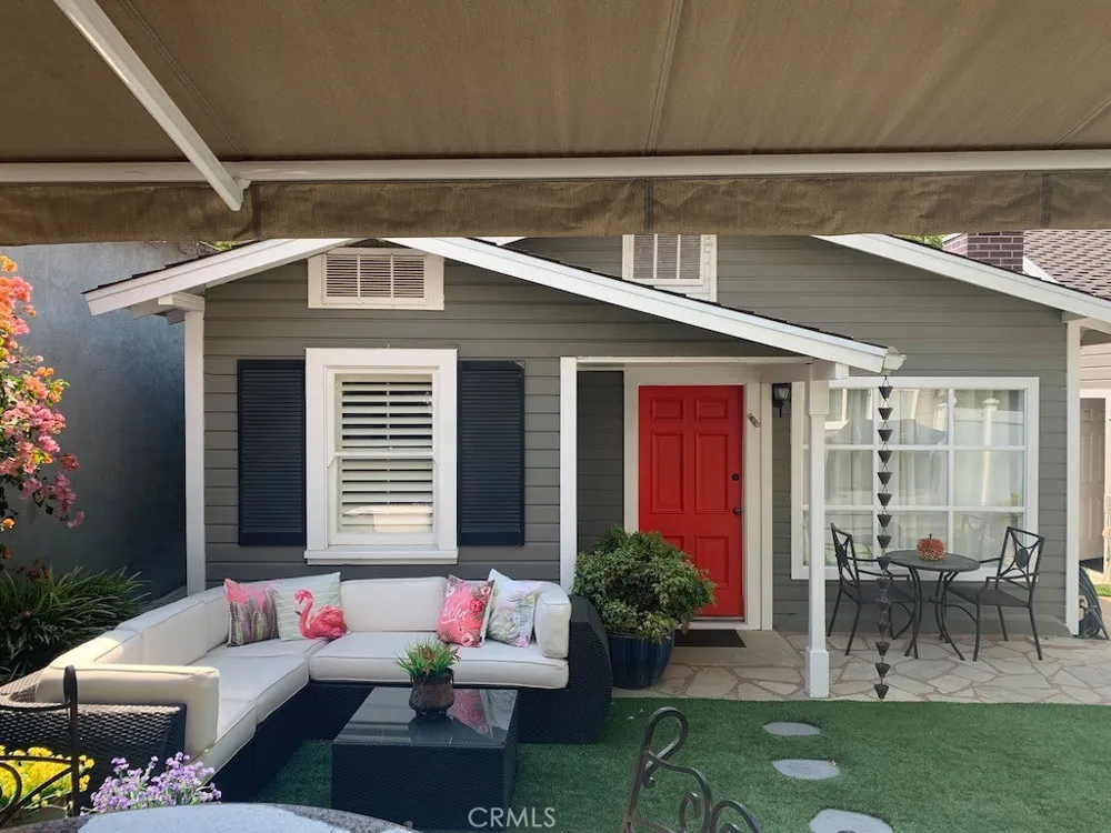 4323 Laurelgrove Avenue Studio City, CA 91604