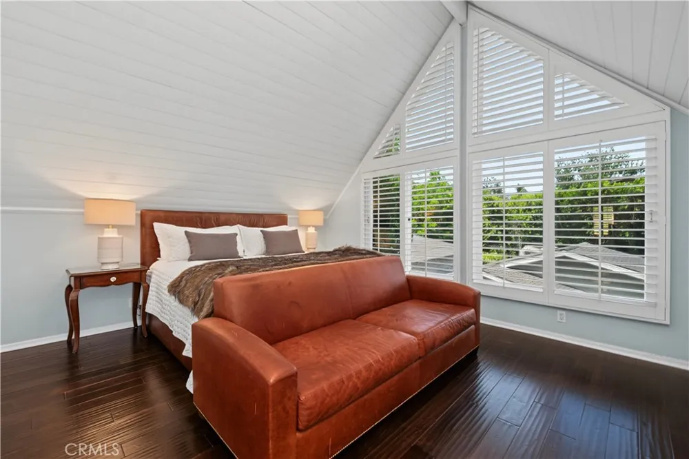 4323 Laurelgrove Avenue Studio City, CA 91604