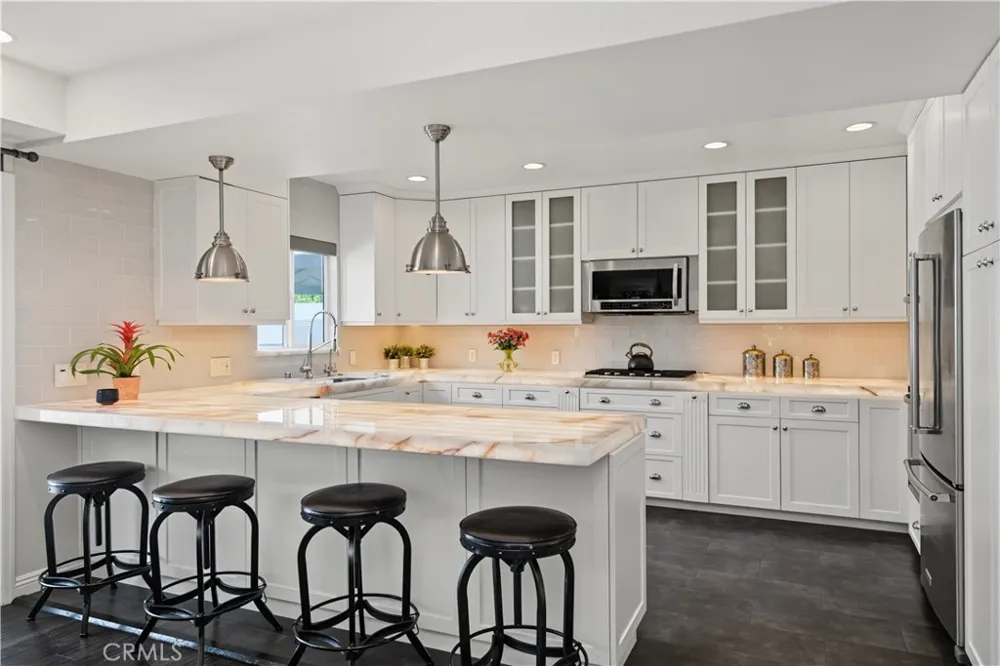 4323 Laurelgrove Avenue Studio City, CA 91604