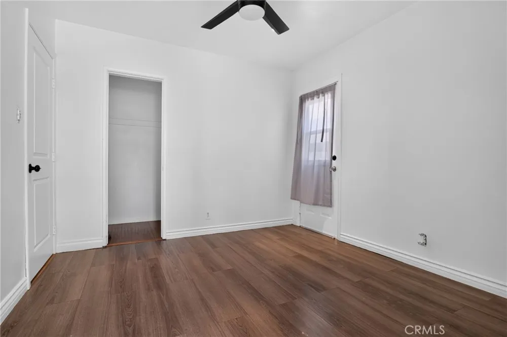 8210 White Oak Avenue Northridge, CA 91325