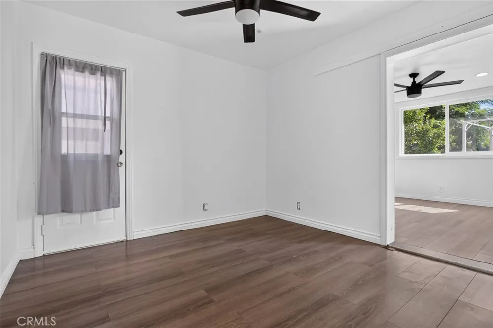 8210 White Oak Avenue Northridge, CA 91325