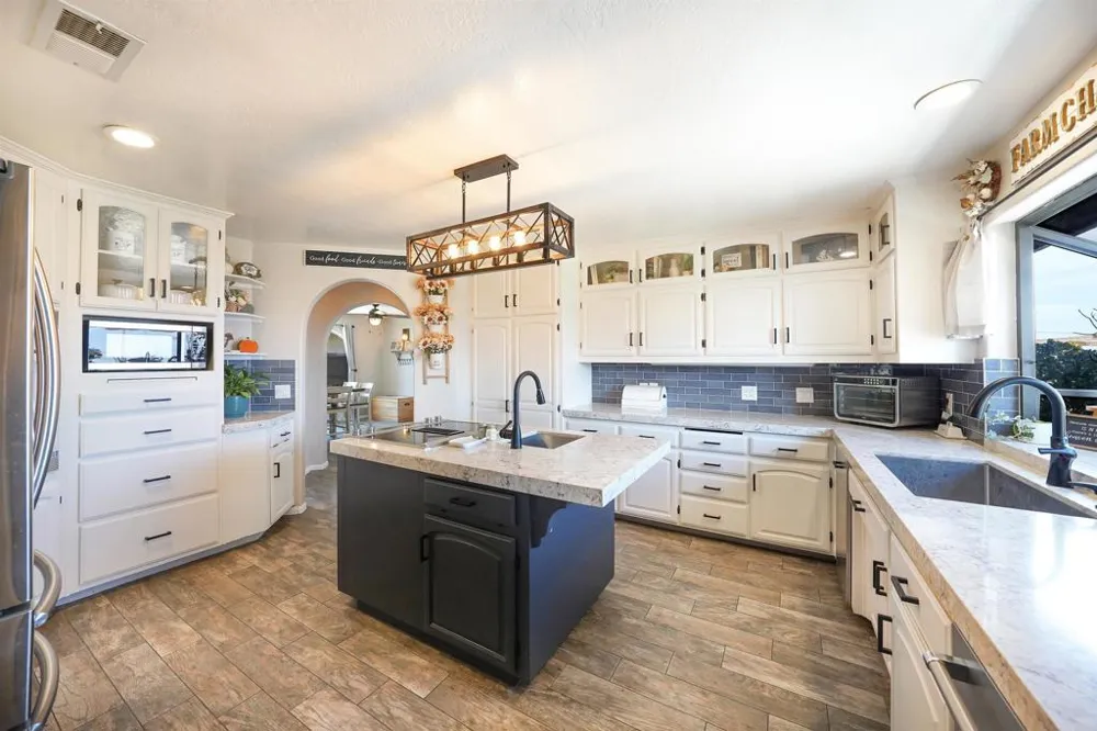 21012 Burma Road Ramona, CA 92065