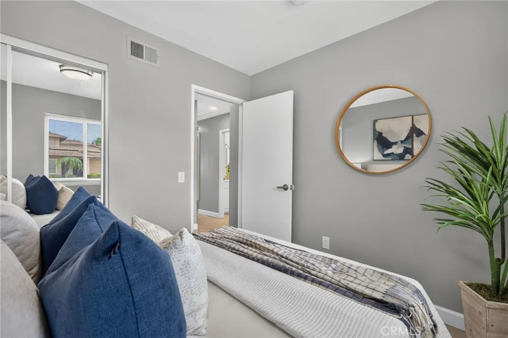 16516 Le Grande Lane Huntington Beach, CA 92649