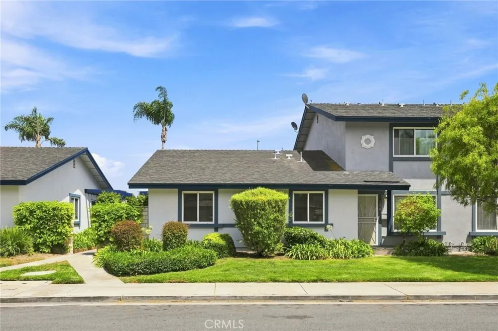 16516 Le Grande Lane Huntington Beach, CA 92649