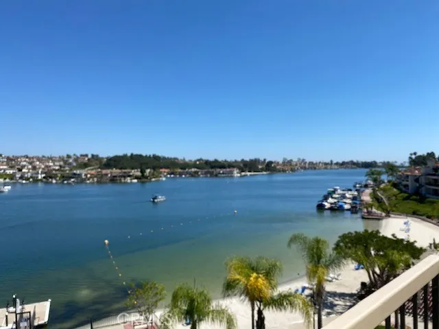 22506 Formentor Mission Viejo, CA 92692