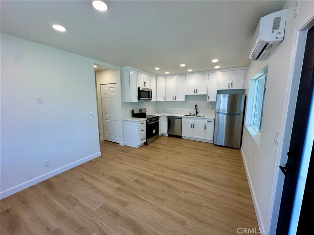 1944 W Valencia Drive Fullerton, CA 92833