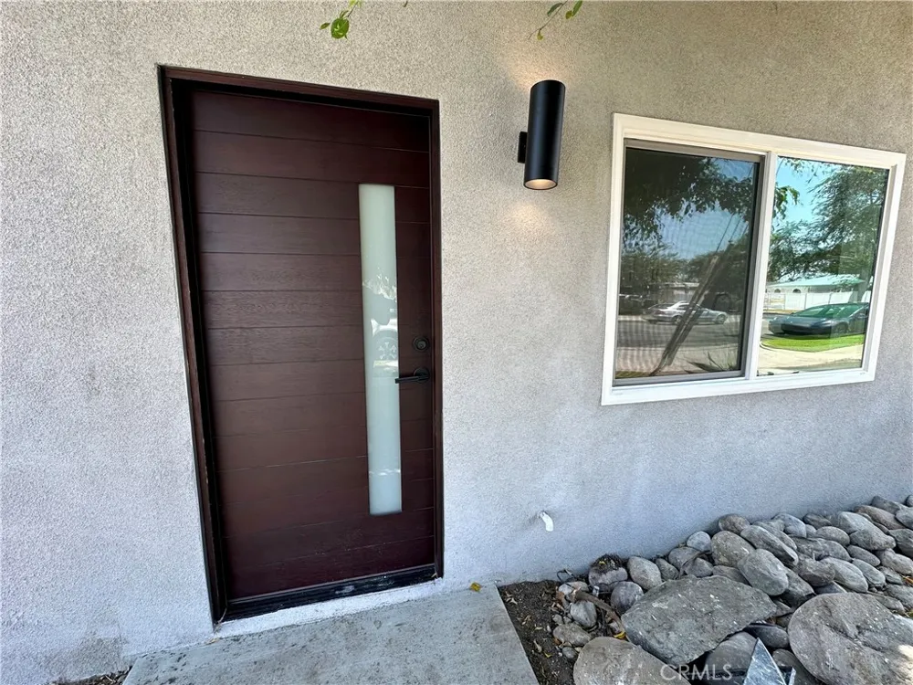 1944 W Valencia Drive Fullerton, CA 92833