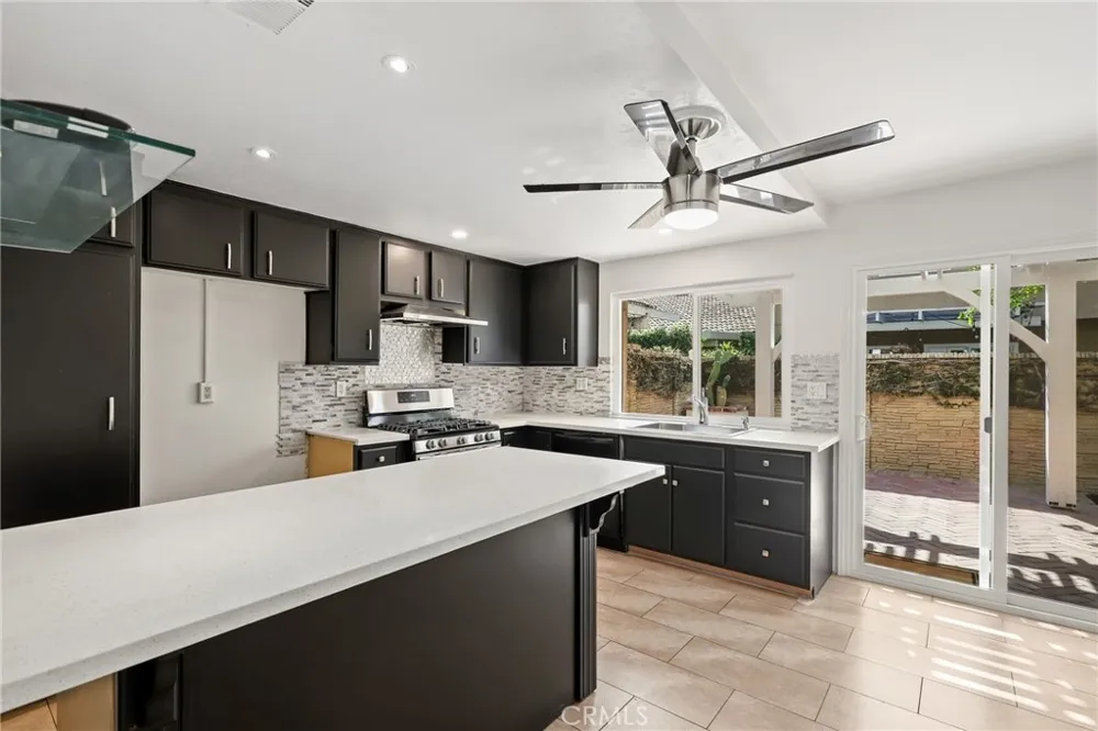 313 S Belmont Lane Placentia, CA 92870