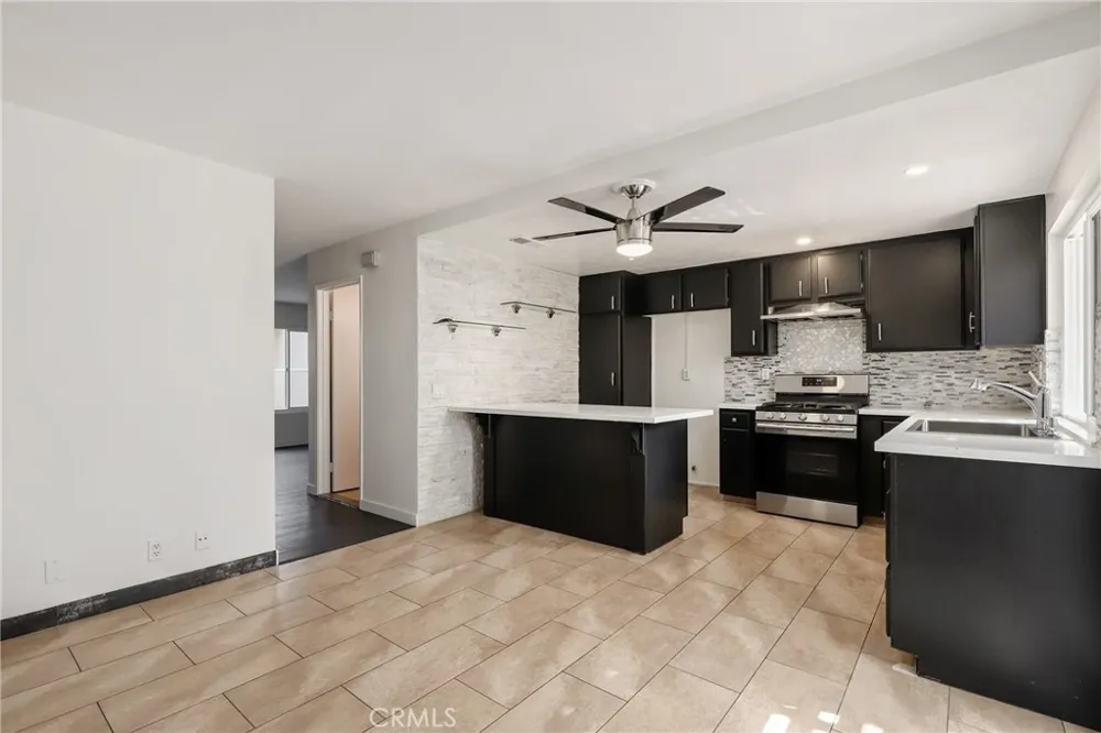 313 S Belmont Lane Placentia, CA 92870