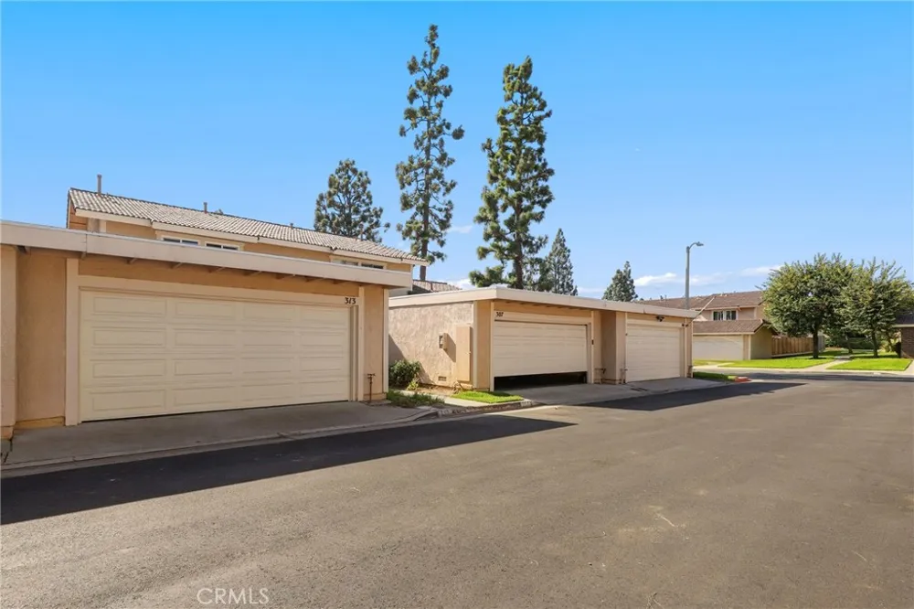313 S Belmont Lane Placentia, CA 92870