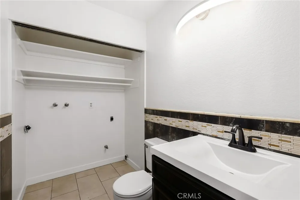 313 S Belmont Lane Placentia, CA 92870