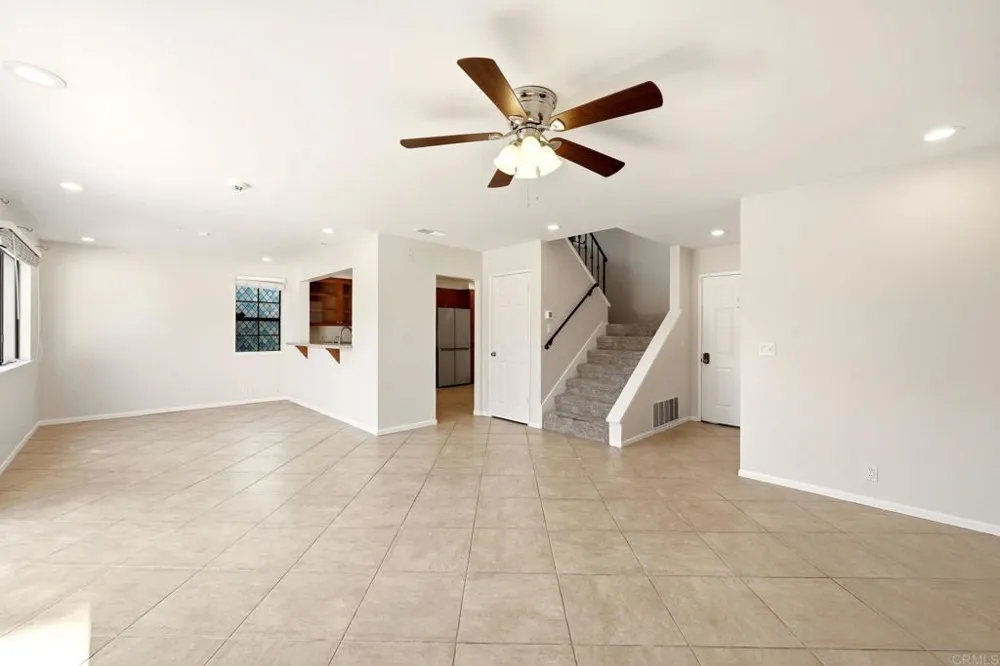 3038 Via Estrada Carlsbad, CA 92009