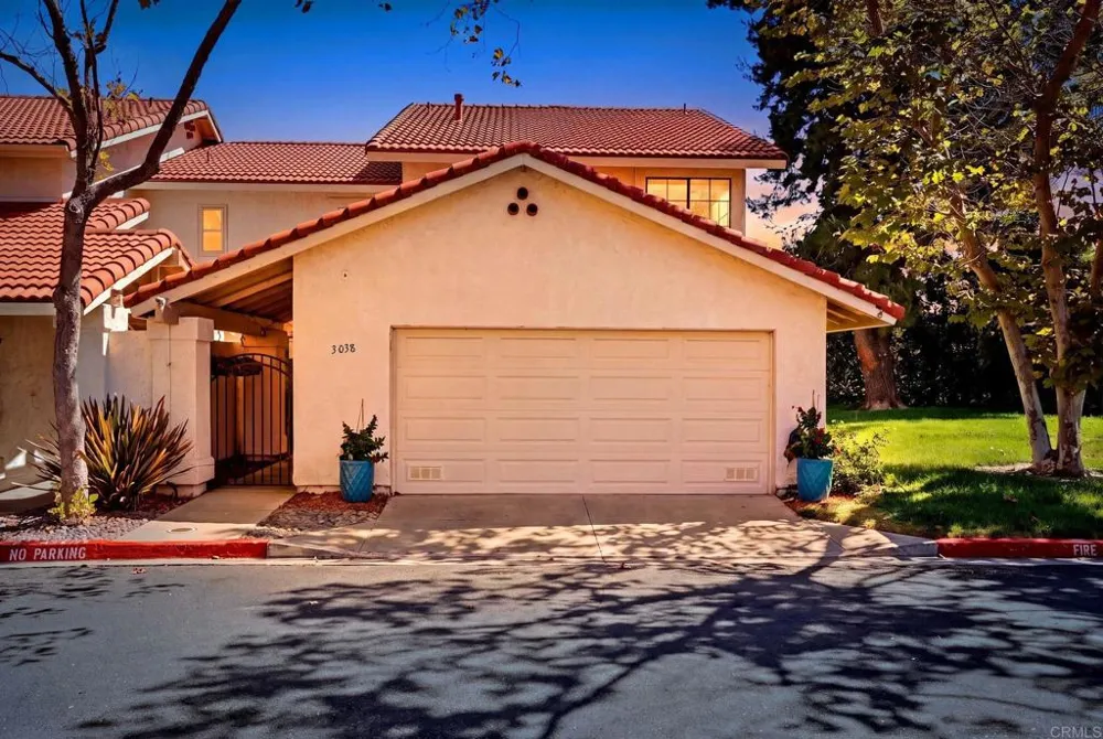 3038 Via Estrada Carlsbad, CA 92009