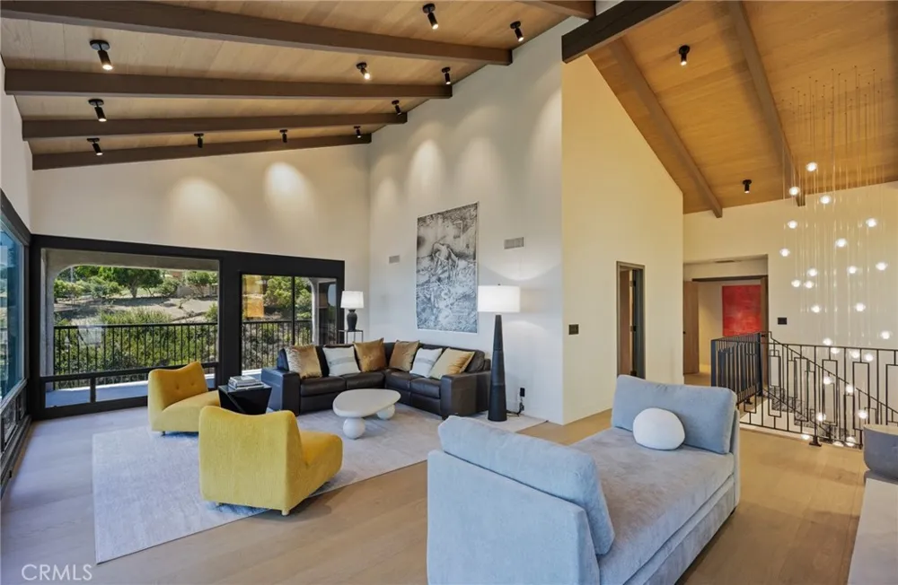 2053 Suana Rancho Palos Verdes, CA 90275