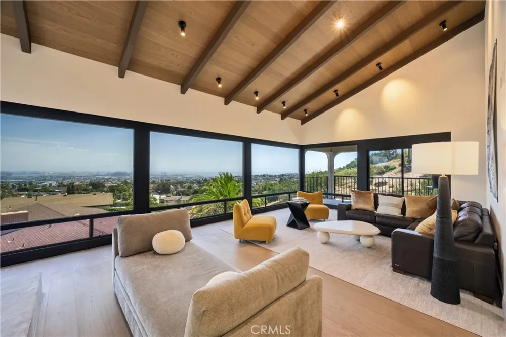 2053 Suana Rancho Palos Verdes, CA 90275