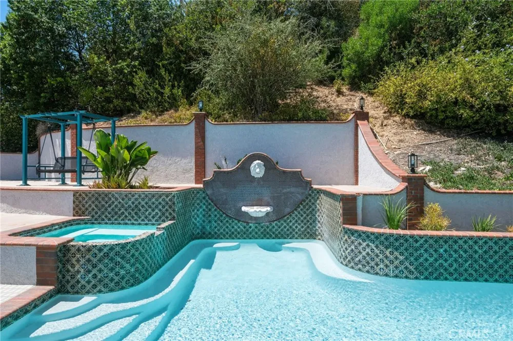 2053 Suana Rancho Palos Verdes, CA 90275