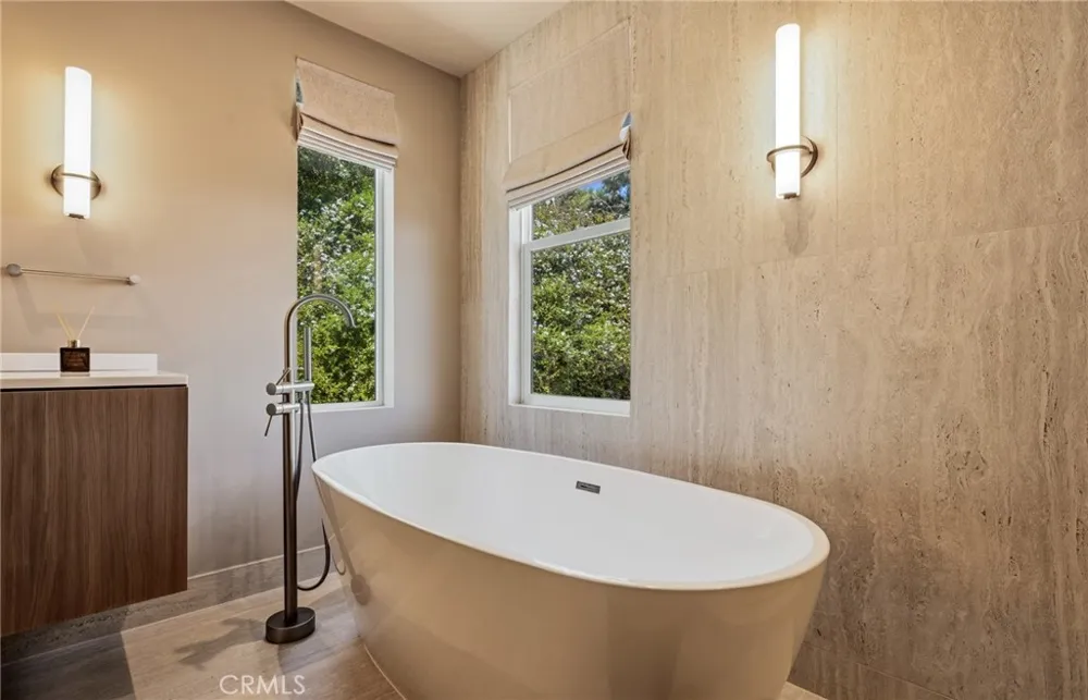 2053 Suana Rancho Palos Verdes, CA 90275