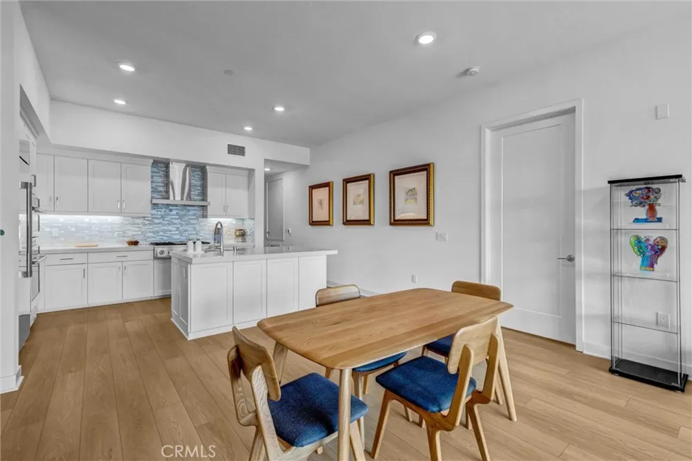 2307 Rivington Irvine, CA 92612