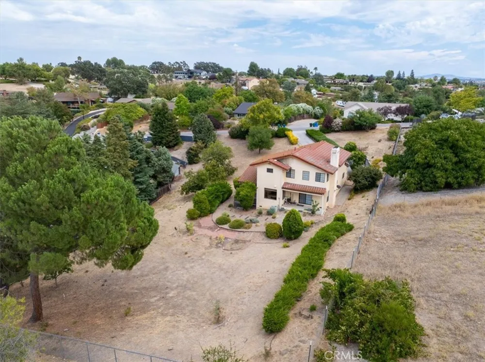 815 Jackson Paso Robles, CA 93446