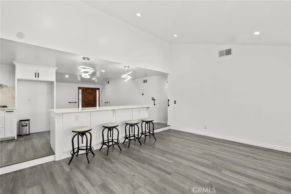 44256 Sancroft Avenue Lancaster, CA 93535