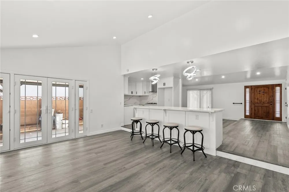 44256 Sancroft Avenue Lancaster, CA 93535
