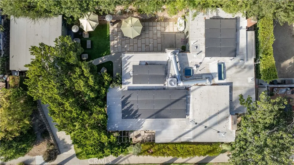 1011 W Mountain Glendale, CA 91202