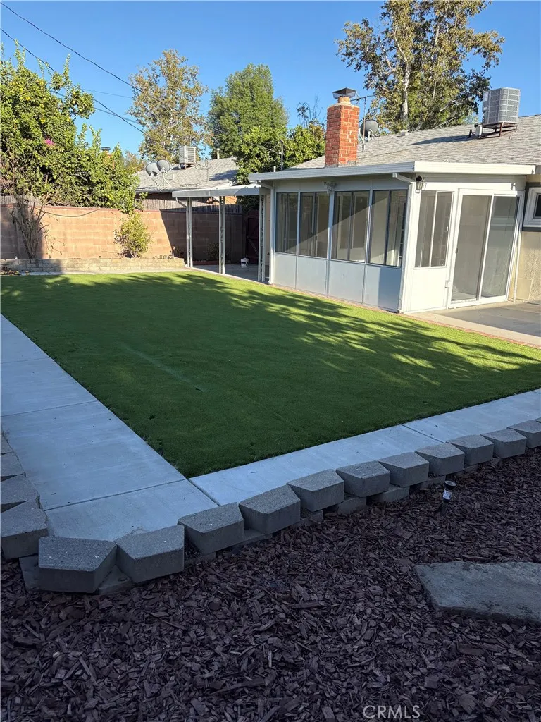 23435 Welby Way West Hills, CA 91307