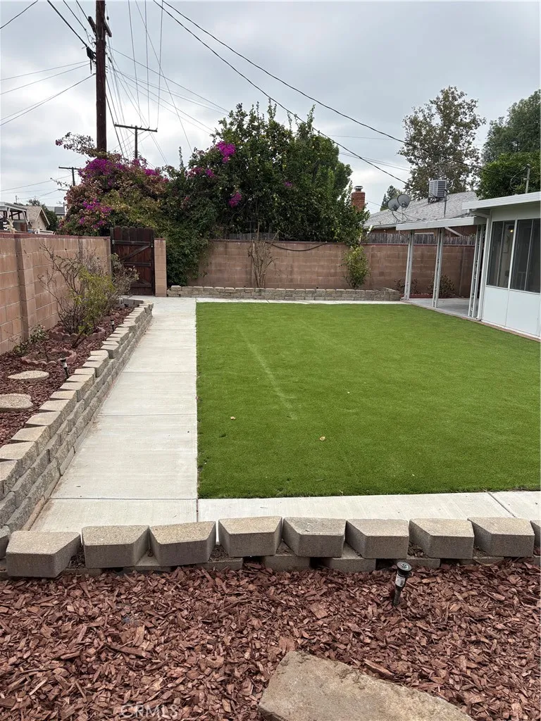23435 Welby Way West Hills, CA 91307